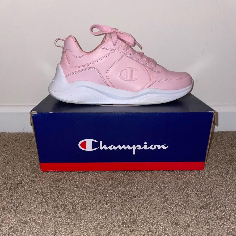 Champion® Next Emboss Women's
Sneakers